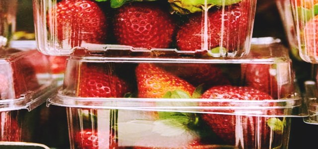 澳大利亚面临草莓安全恐慌，伍尔沃斯停止销售针头
