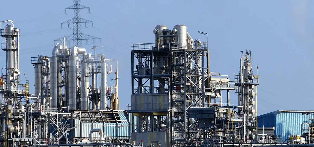 埃克森美孚公司将收购裕廊芳烃公司的世界上最大的石化炼油厂之一
