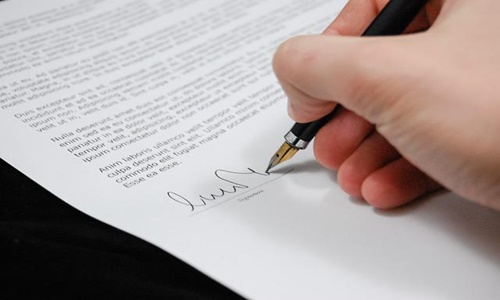 凯悦附属公司与红海开发公司签署协议